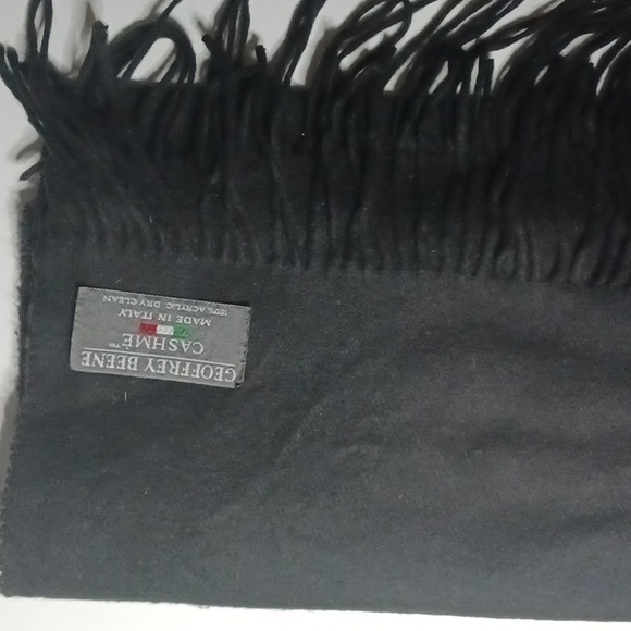 Geoffrey Beene 100% Cashmer Scarf Made in Italy - Picture 4 of 4